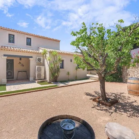 A C House With Pool & 3br 8p Gassin Saint-Tropez
