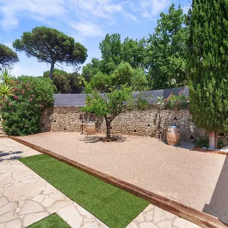 A C House With Pool & 3br 8p Gassin Apartament *