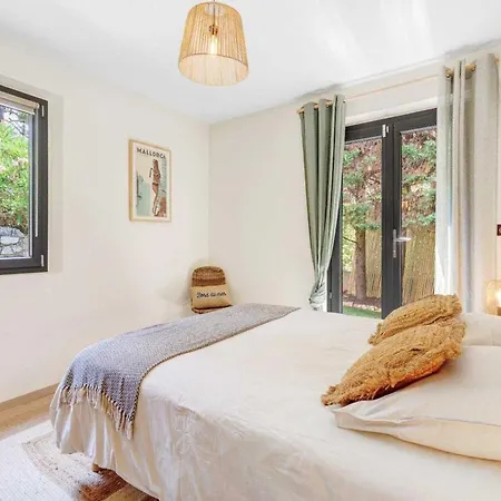 A C House With Pool & 3br 8p Gassin Saint-Tropez