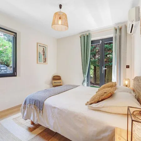 A C House With Pool & 3br 8p Gassin Saint-Tropez