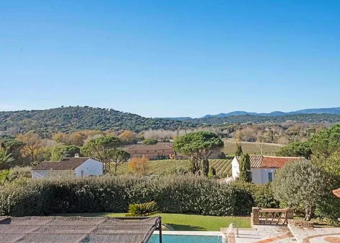 A C House With Pool & 3br 8p Gassin Apartamento